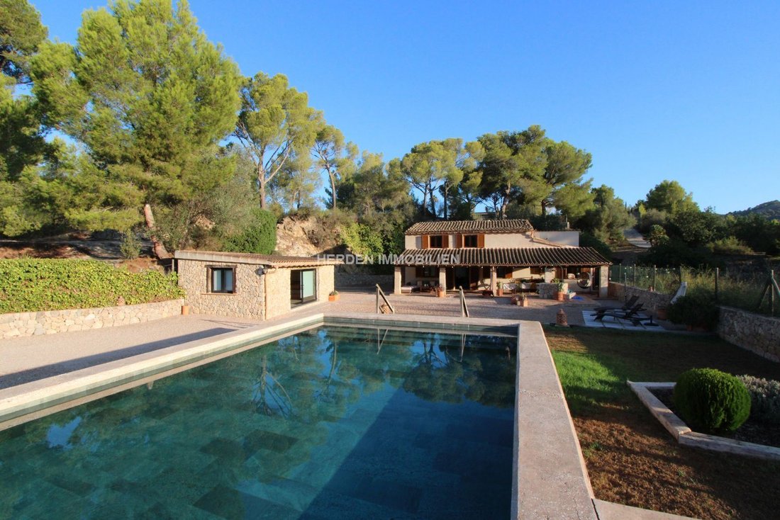 Finca in Calvia, Balearic Islands, Spain 1 - 17747507