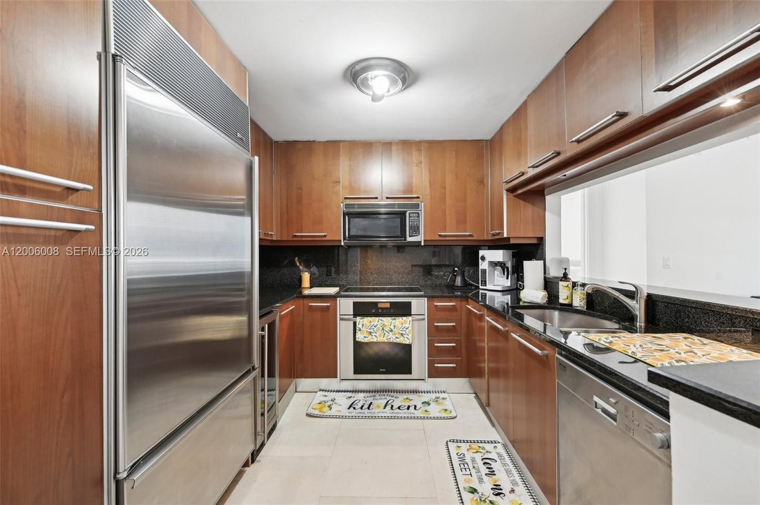 Condo in Miami, Florida, United States 5 - 17744016