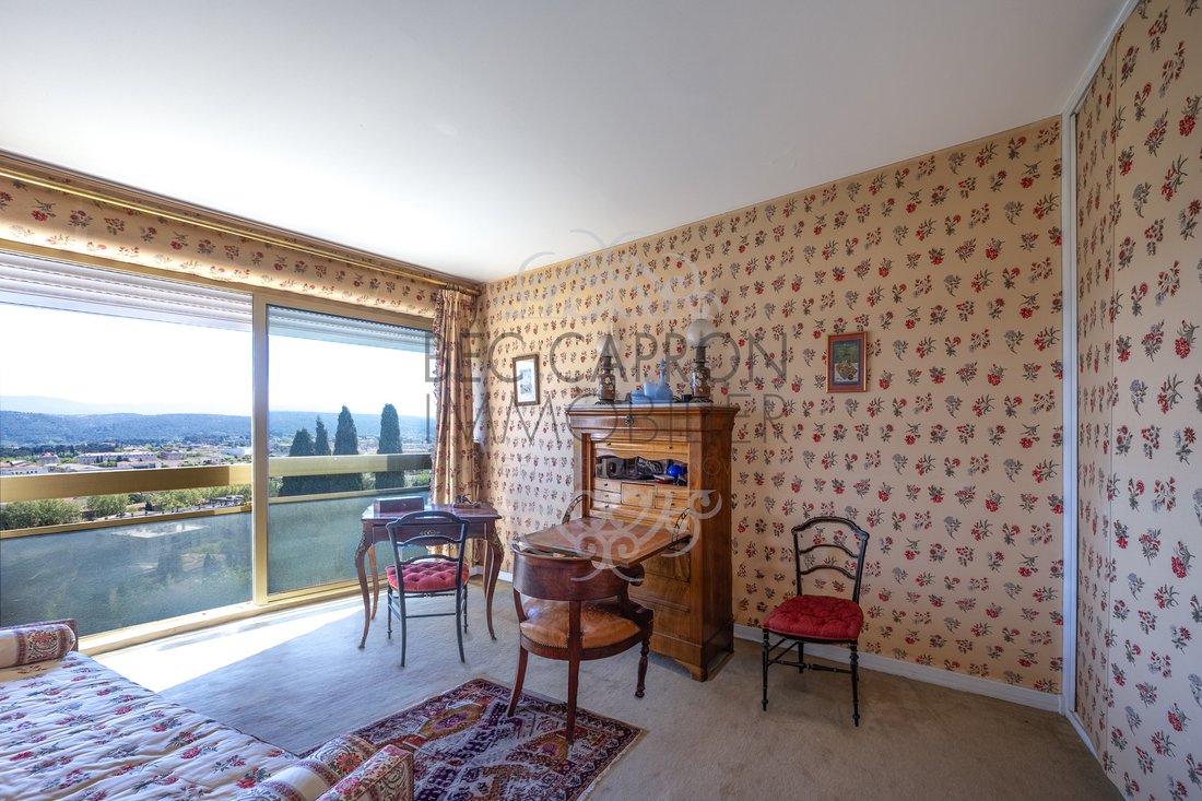 Apartment in Granettes-Jauberte-Sainte Anne, Aix-en-Provence, France 4 - 17748825