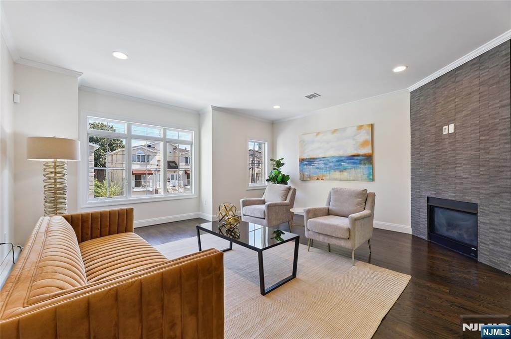 House in Cliffside Park, New Jersey, United States 2 - 17745004