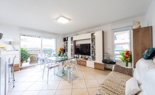 Appartement à Centre, Beausoleil, France 1