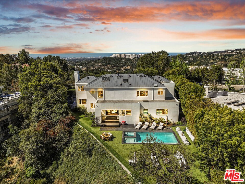 House in Los Angeles, California, United States 1 - 17745053