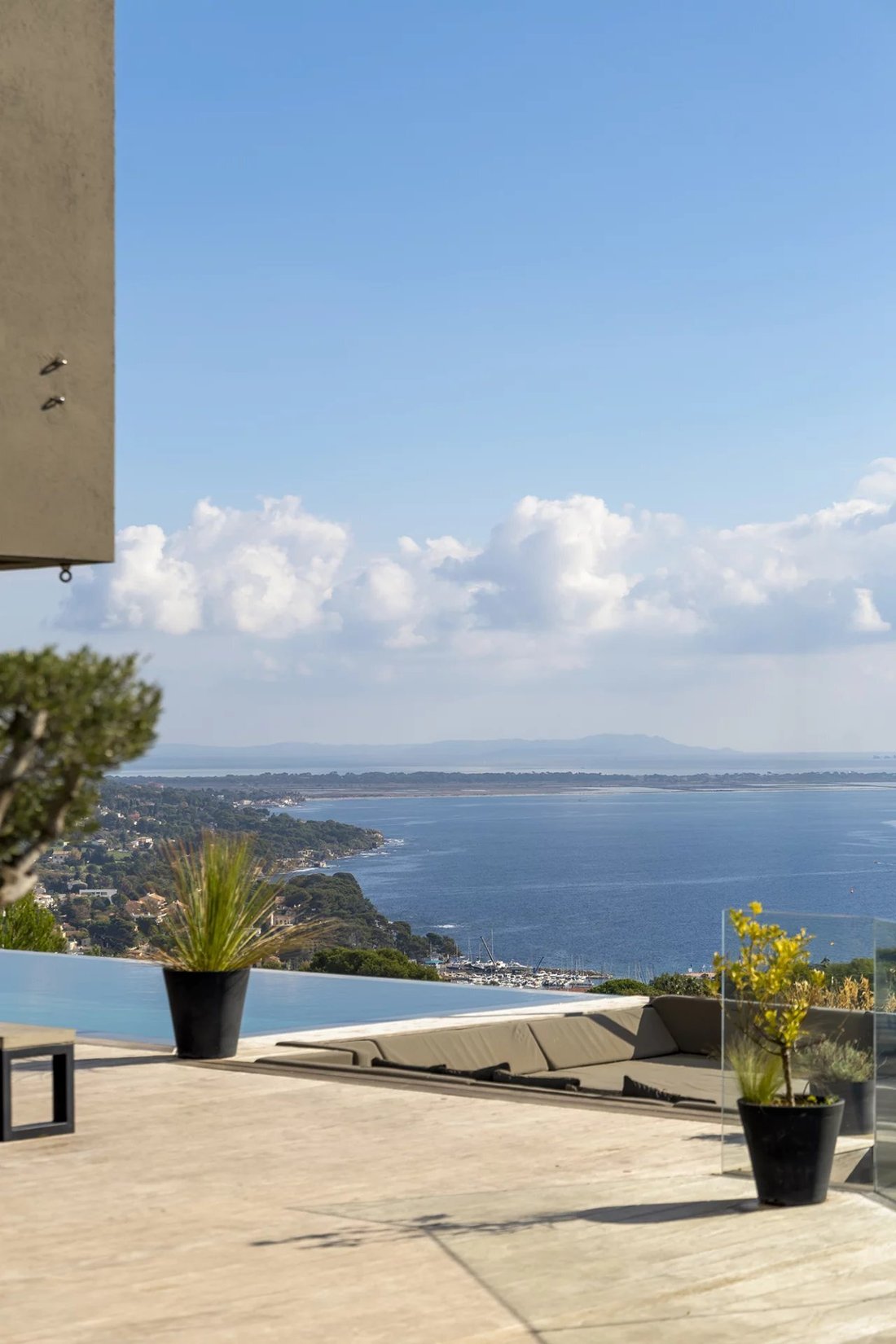 Villa in Carqueiranne, Provence-Alpes-Côte d'Azur, Frankreich 3 - 16682831