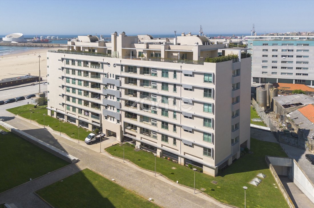 Apartment in Matosinhos e Leca da Palmeira, Porto District, Portugal 1 - 17750171