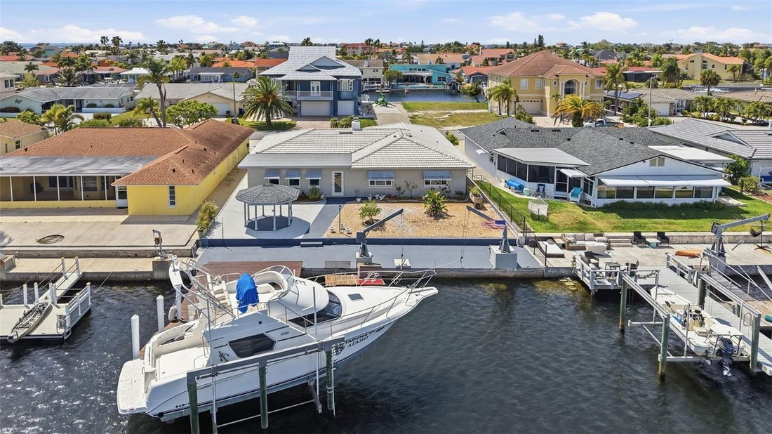 House in New Port Richey, Florida, United States 1 - 17743559