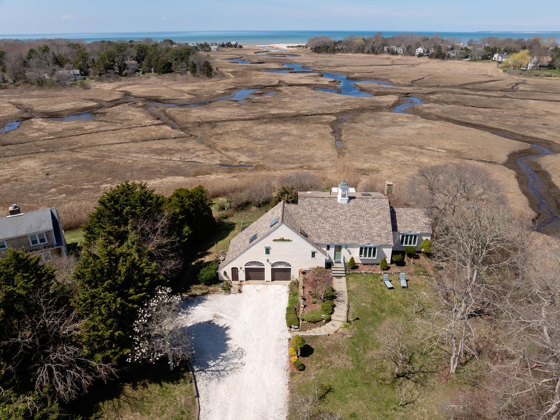 House in Orleans, Massachusetts, United States 2 - 17747004
