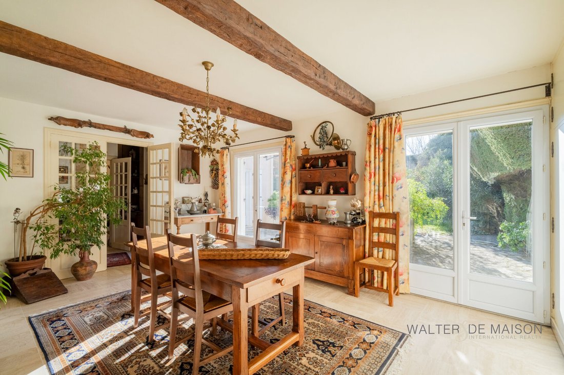 Villa en Arles, Provenza-Alpes-Costa Azul, Francia 5 - 17745524