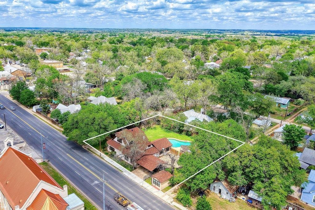 House in Smithville, Texas, United States 3 - 17749925