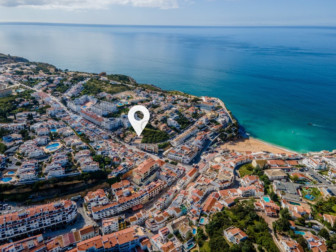 Lagoa e Carvoeiro, Algarve, Portugal 1 - 17745473
