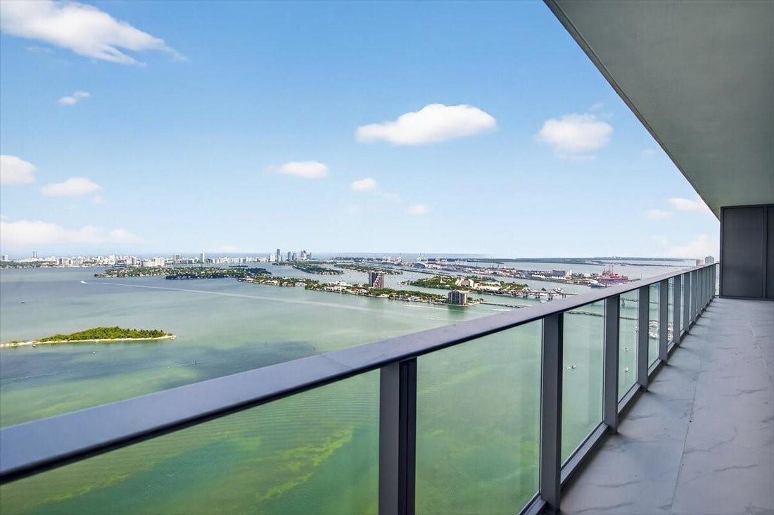 Condo in Miami, Florida, United States 4 - 17744991