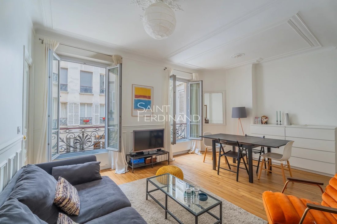 Apartment in Batignolles-Cardinet, Paris 17e Arrondissement, Paris 2 - 17745081