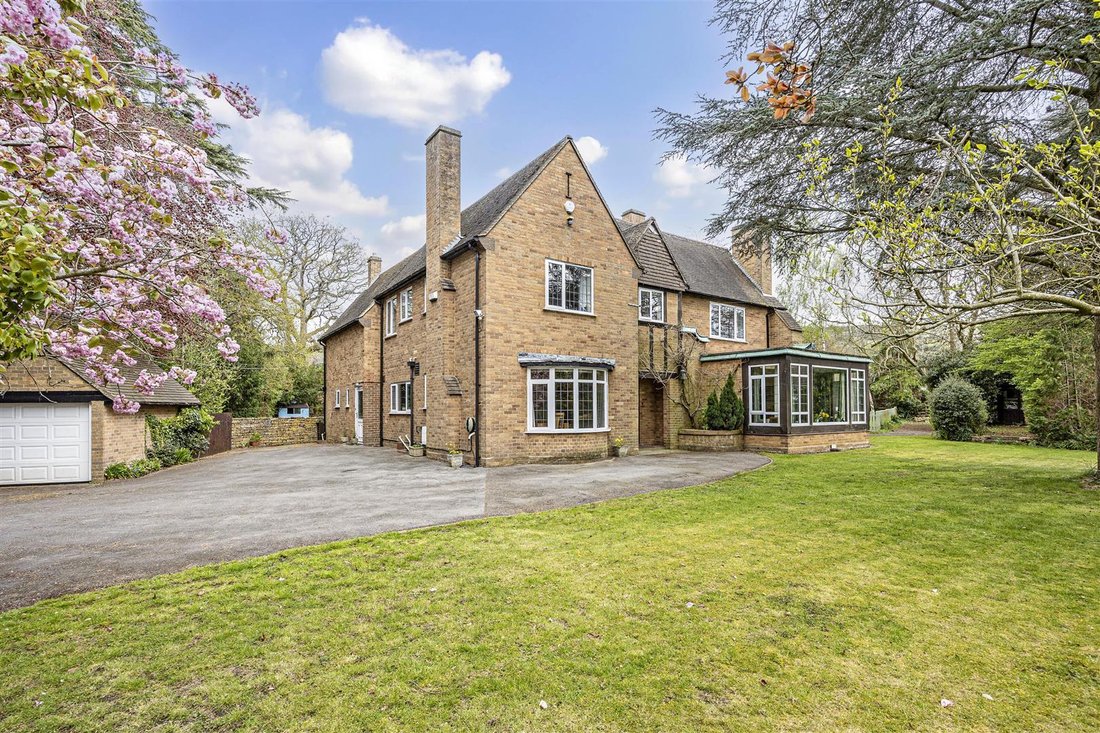 House in Prestbury, Cheltenham, England 1 - 17743604