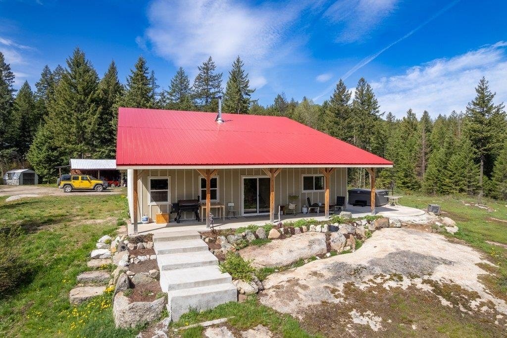 House in Valley, Washington, United States 4 - 17747273