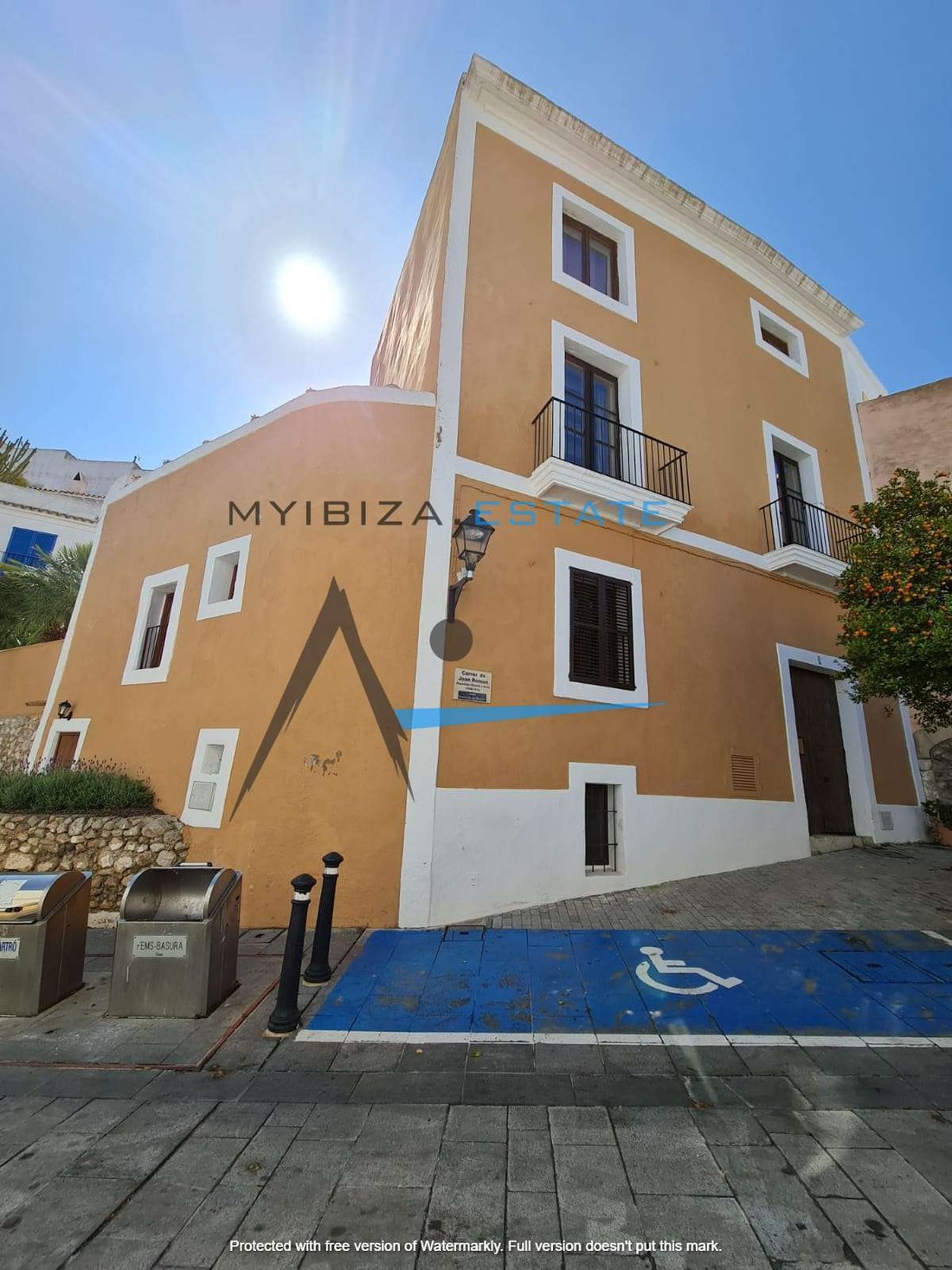 Villa in Santa Eularia des Riu, Balearic Islands, Spain 1 - 17747324