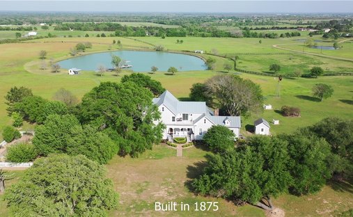 House in Bellville, Texas, United States 1