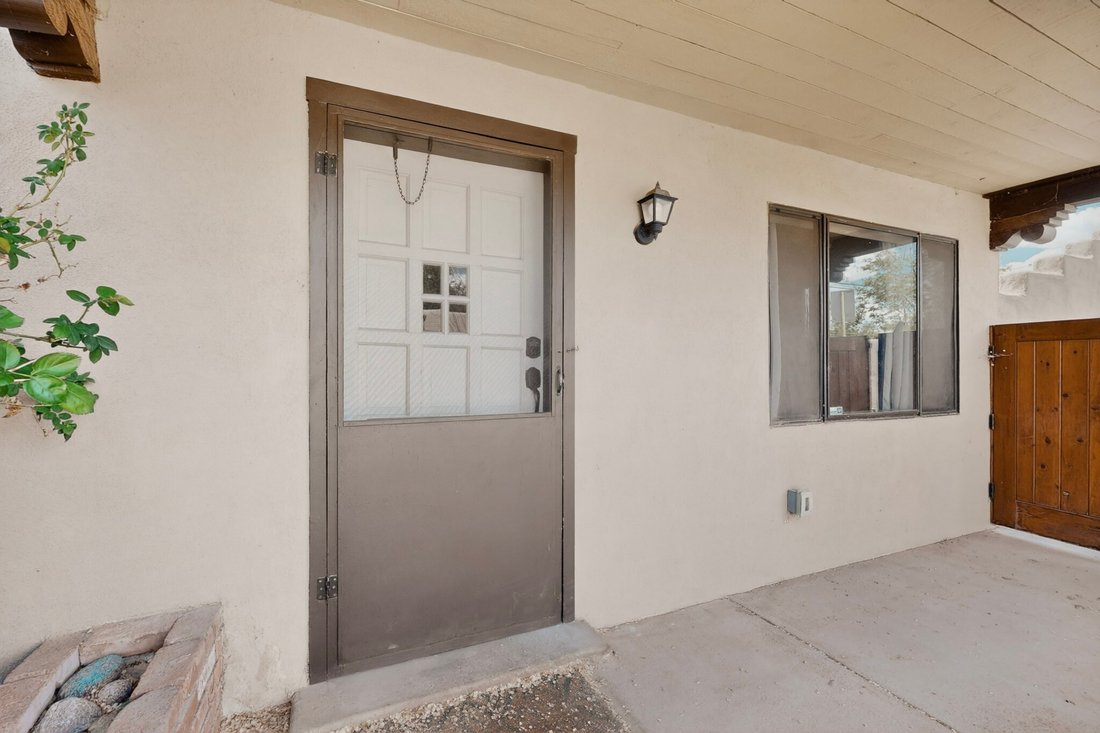 House in Santa Fe, New Mexico, United States 2 - 17748423