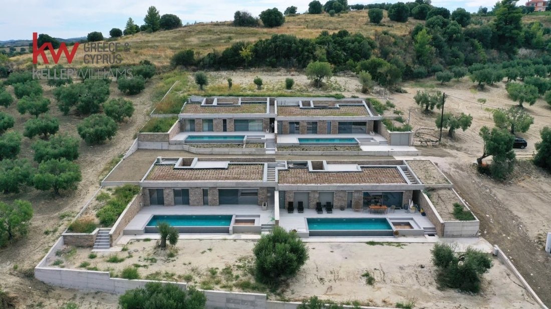 Apartment in Pallini Municipal Unit, Macedonia and Thrace, Greece 2 - 17748697