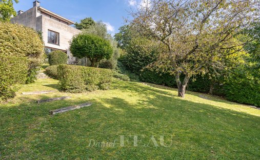 House in Plateau Thery-Centre Ancien, Vaucresson, France 1