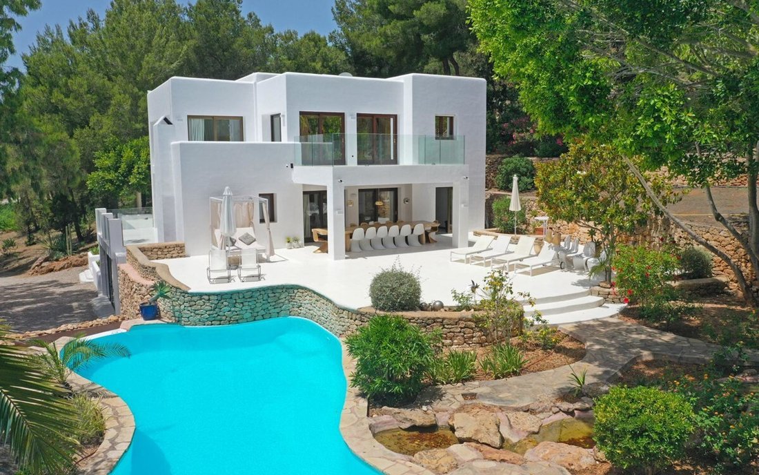 Villa in Santa Eularia des Riu, Balearic Islands, Spain 1 - 17749708