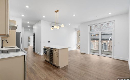 Condo in Newark, New Jersey, United States 1