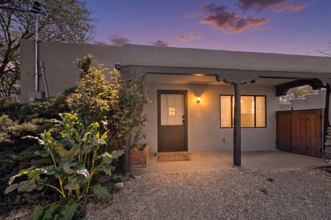 House in Santa Fe, New Mexico, United States 1 - 17748423
