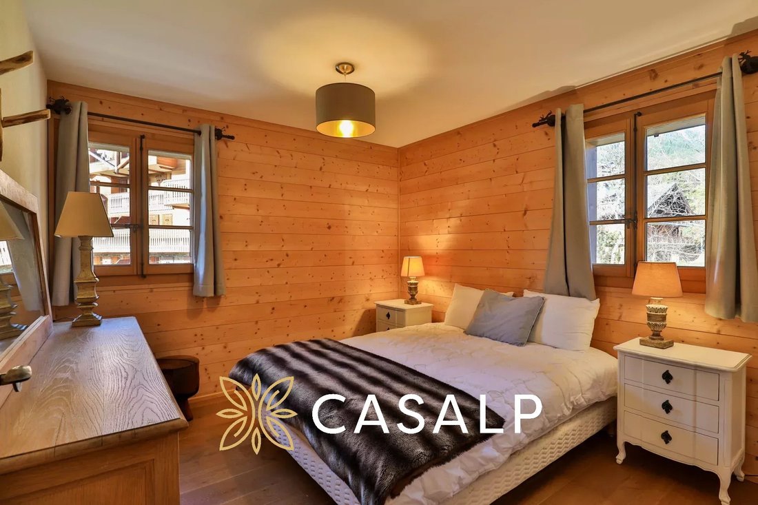 Superb 3 Room Apartment With Balcony