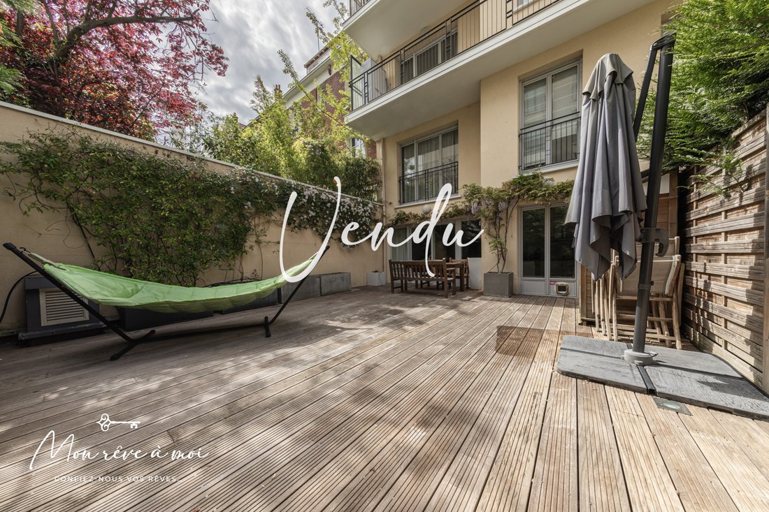 Apartment in Plateau Ouest, Suresnes, France 1 - 17327075
