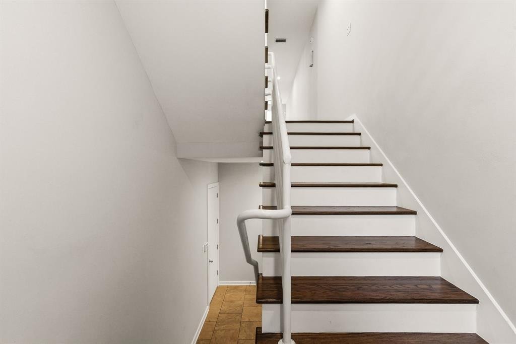 Townhouse in Dallas, Texas, United States 4 - 17749438