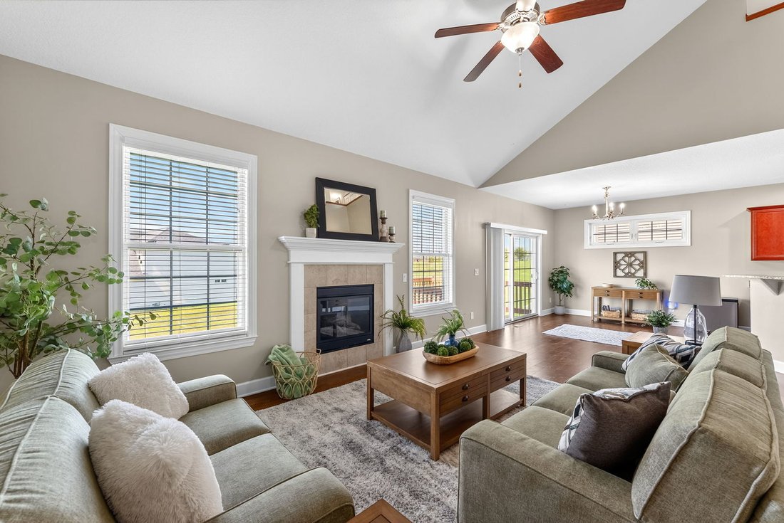 House in Le Claire, Iowa, United States 4 - 17744327