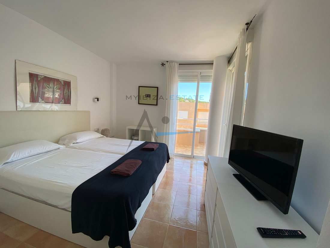 Apartment in Roca Llisa, Santa Eularia des Riu, Balearic Islands 3 - 17748141