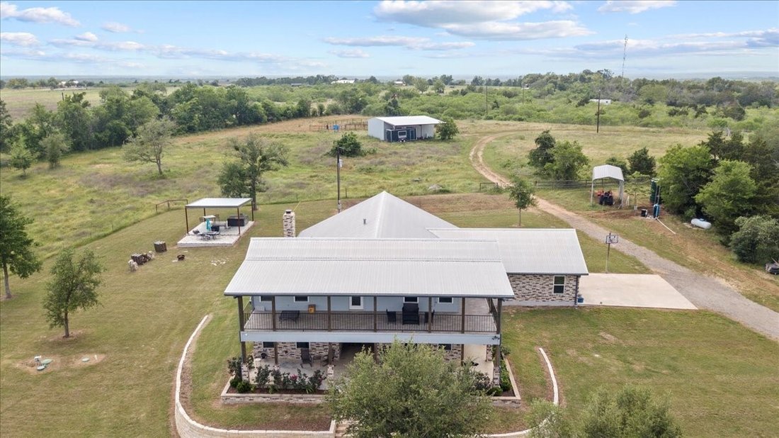 Farm Ranch in Red Rock, Texas, United States 5 - 17750508