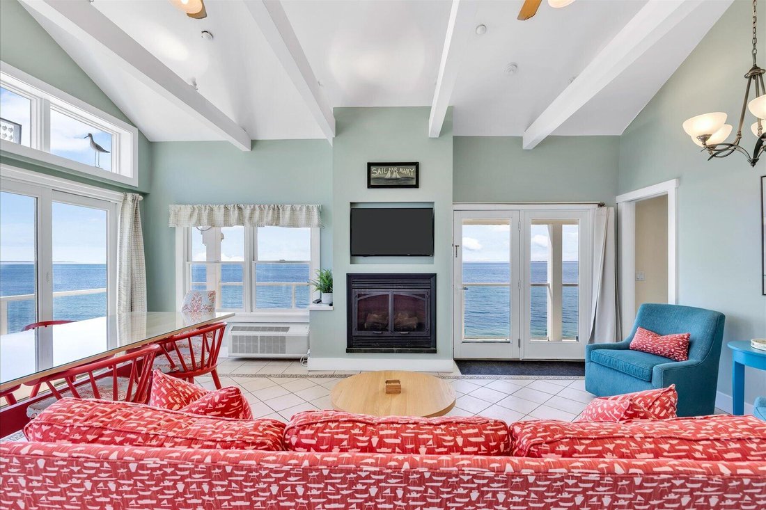 Condo in Provincetown, Massachusetts, United States 2 - 17422643
