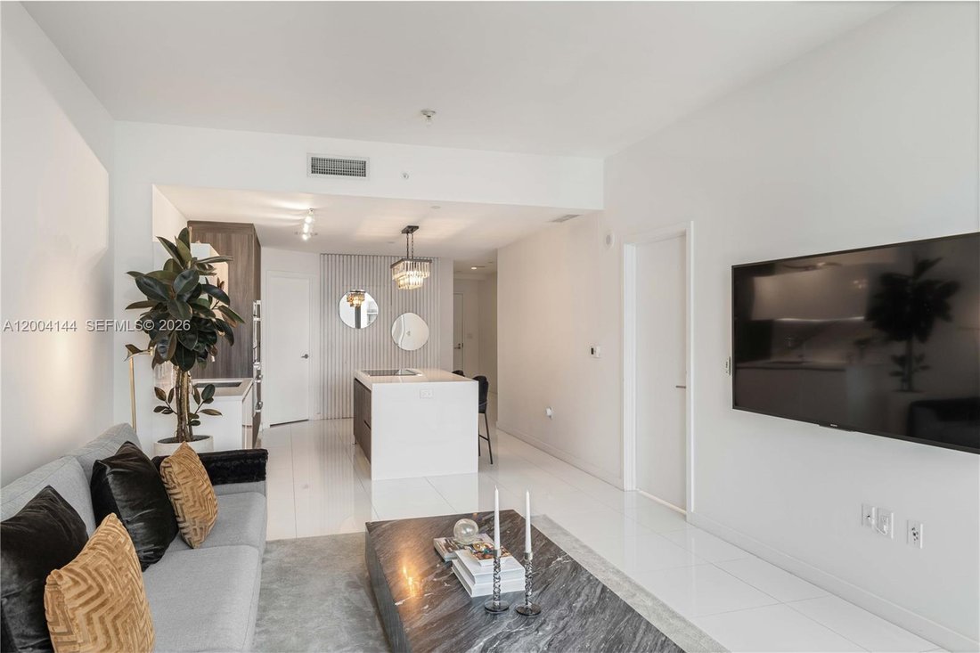 Condo in Miami, Florida, United States 5 - 17747585