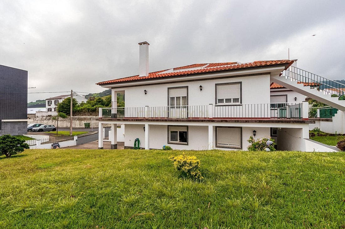 Villa in Vila Franca do Campo (Sao Pedro), Azores, Portugal 5 - 14642824