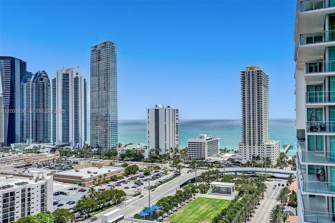 Condo in Sunny Isles Beach, Florida, United States 1 - 17744031