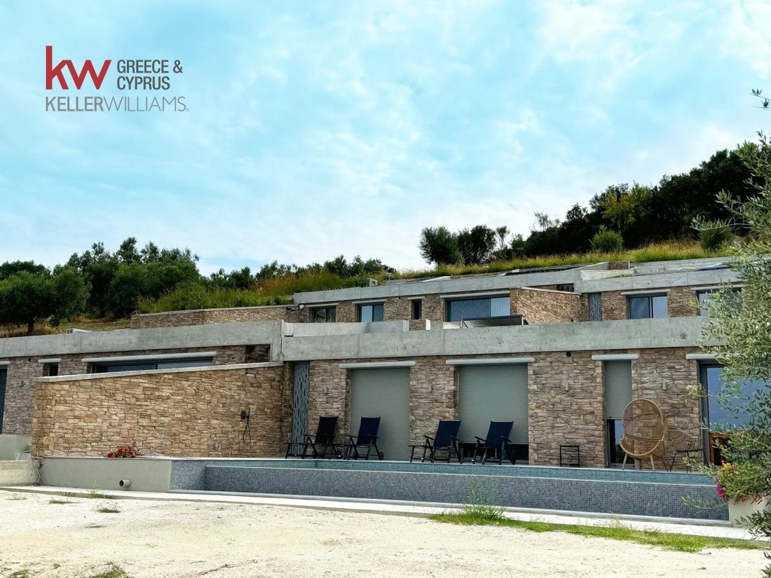 Apartment in Pallini Municipal Unit, Macedonia and Thrace, Greece 4 - 17748697