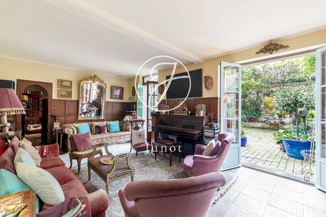 Maison à Grandes Carrières-Clichy, Paris 18e Arrondissement, Paris 5 - 17745095