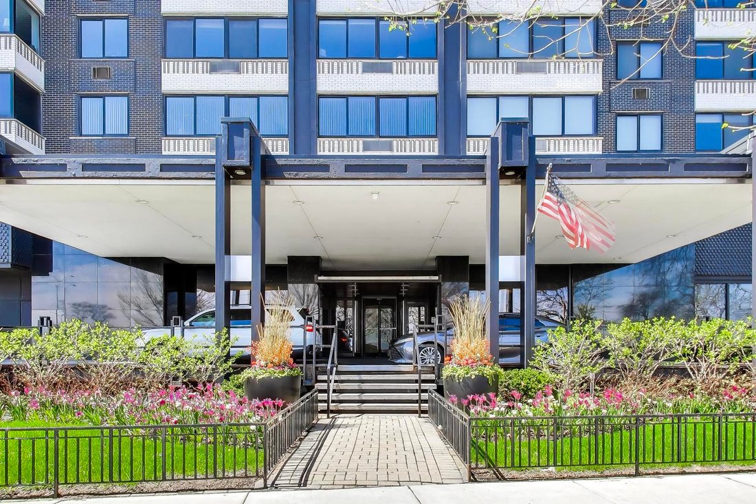 Condo in Chicago, Illinois, United States 2 - 17744359