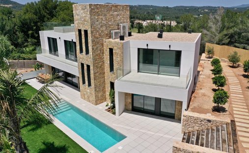 Villa in Roca Llisa, Santa Eularia des Riu, Balearic Islands 1