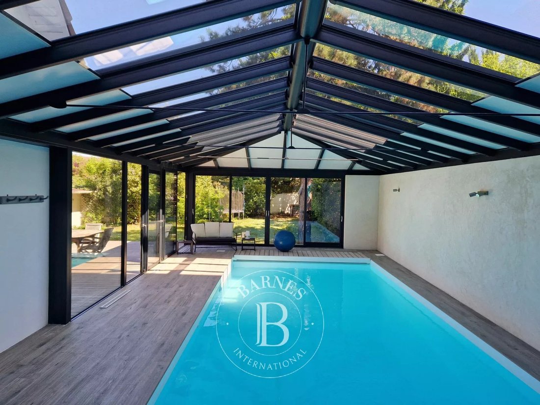 House in Soisy-sous-Montmorency, Ile-de-France, France 1 - 17377171