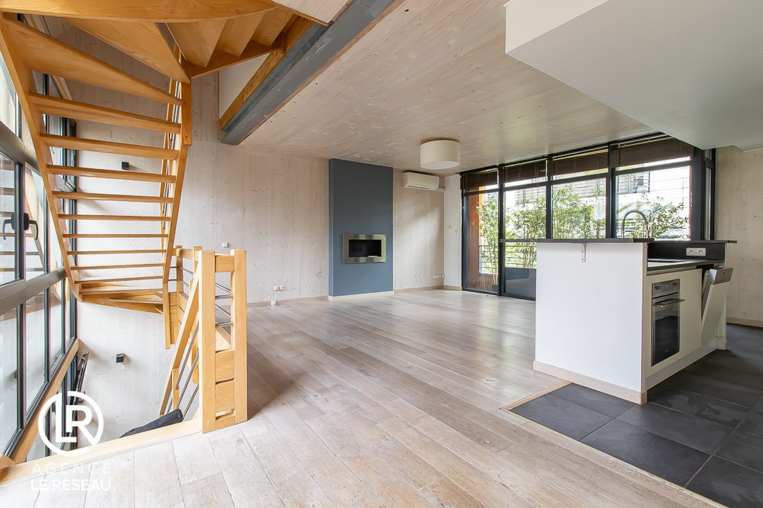 House in Plateau Ouest, Suresnes, France 1 - 17744860
