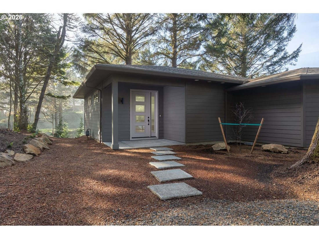 House in Lincoln City, Oregon, United States 3 - 17745357