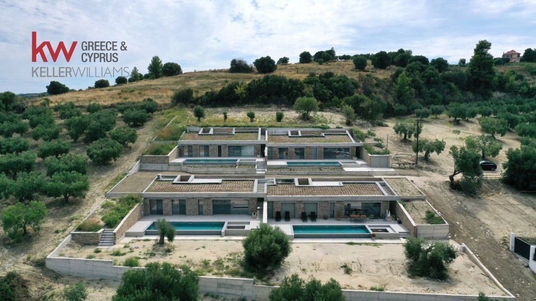 Apartment in Pallini Municipal Unit, Macedonia and Thrace, Greece 1 - 17748697