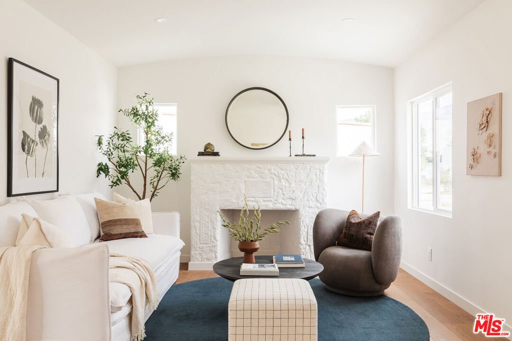 House in Altadena, California, United States 1 - 17747060