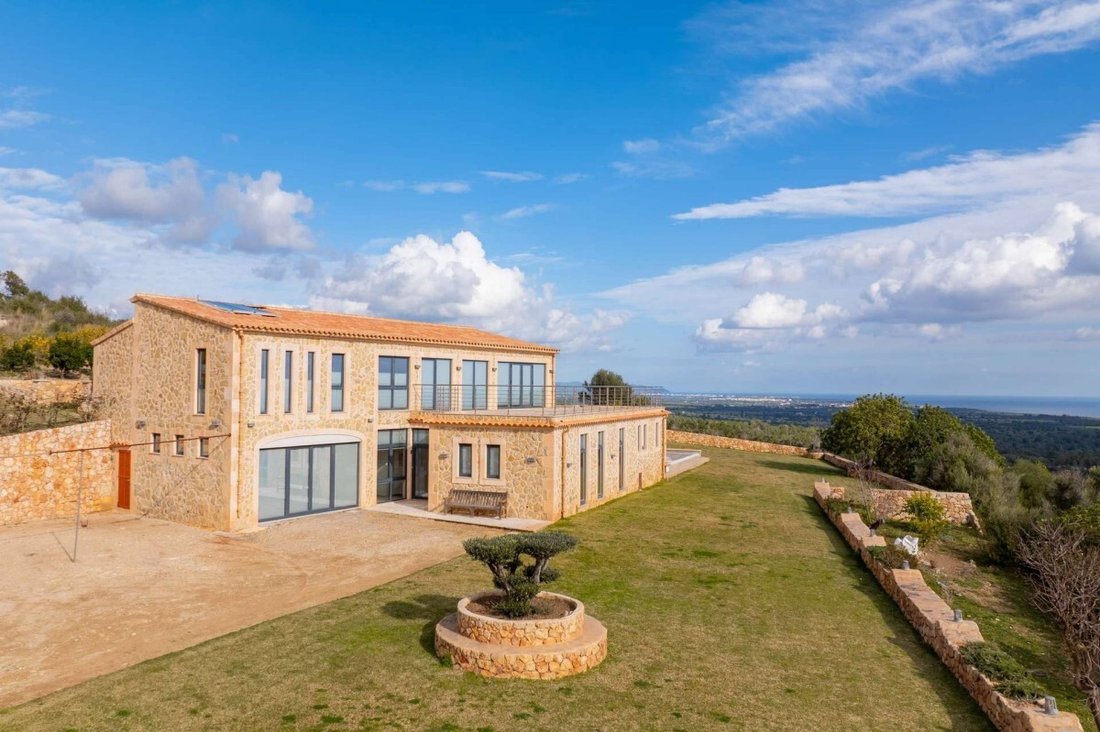 Finca in Cala Murada, Manacor, Balearic Islands 1 - 17748273