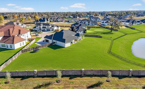 House in Fulshear, Texas, United States 1