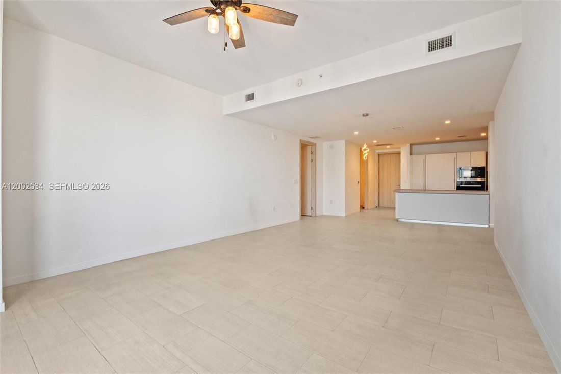 Condo in Miami, Florida, United States 5 - 17747631