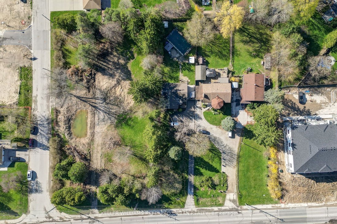 House in London, Ontario, Canada 5 - 17750502