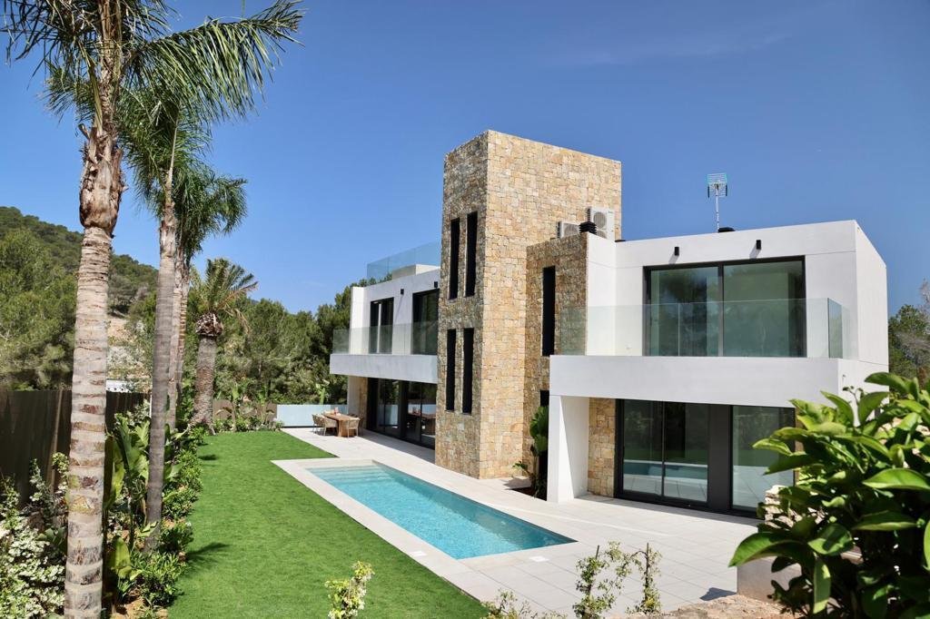 Villa in Roca Llisa, Santa Eularia des Riu, Balearic Islands 3 - 17747198