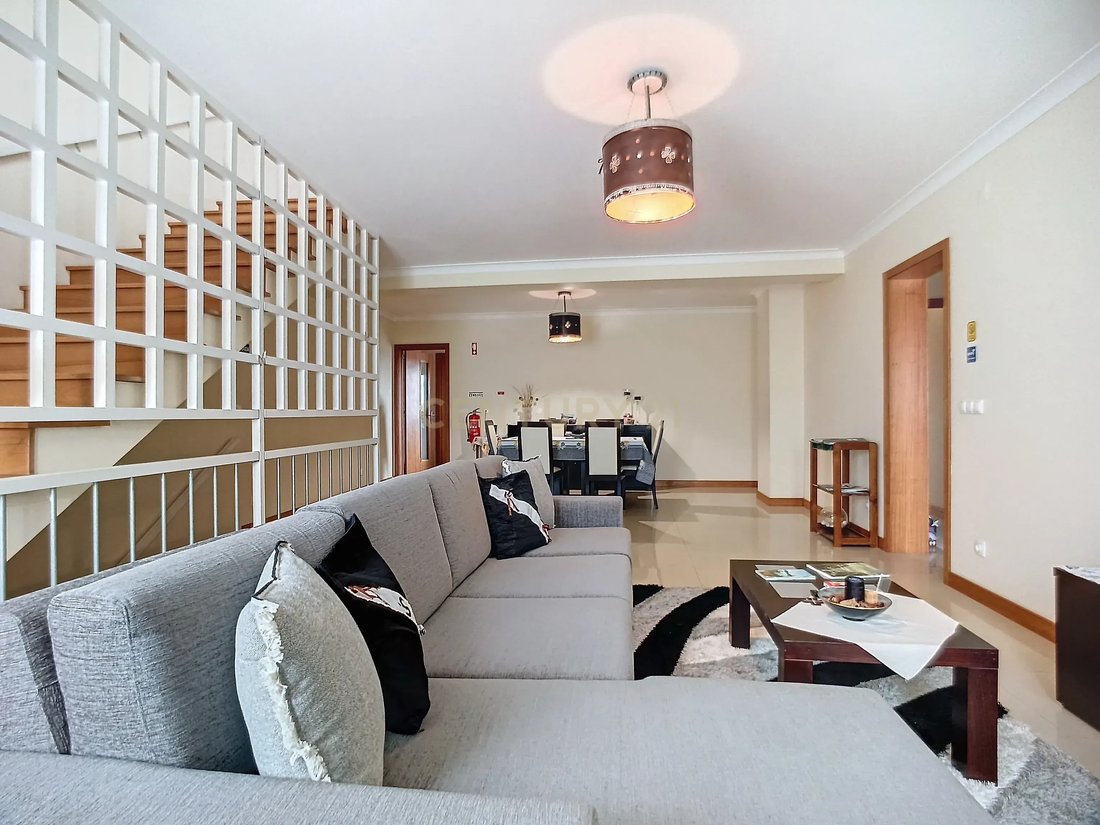 Villa in Rosto do Cao (Livramento), Azores, Portugal 1 - 13904451